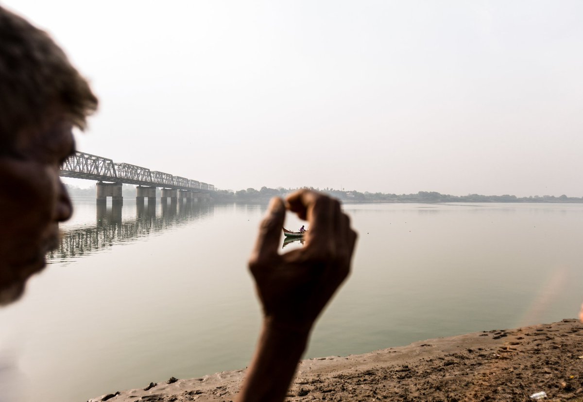 parthch10281015's tweet photo. A F I S H  ER  MAN 🎏  

#Mai_Musafir 
#NustaHaramKhor #MaiBhiacadakChap #spreadkhushiya #wanderwithsumeet #imkanda #canonindia #canonindia #passion #travellife #mymumbai #prespective #travelphotography #worldphotography #createeveryday https://t.co/08KxxO5IDx