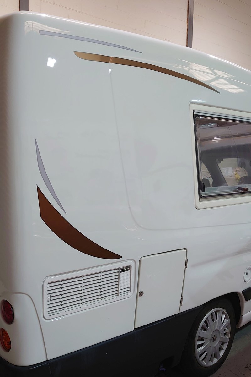 LNGraphicDesign's tweet photo. Crisp new #Mezan #Graphics for this #campervan after some repair works π https://t.co/viP0uKrIz8
π 01788 833020
π§ l_ngraphicdesigns@hotmail.co.uk
#lngraphicdesigns #stickers #decals #customstickers #campervangraphics #caravangraphics #3dgelstickers #rugby #coventry https://t.co/mat3Bf5Y6v