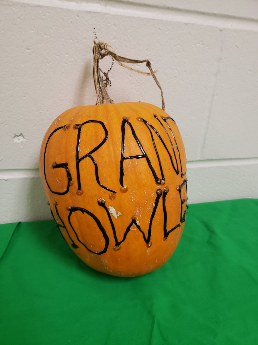 Dani_Kremer's tweet photo. Today's the day! Who will be the Grand Howler? #CPUIntermediate #CPUNation @CPUSchools https://t.co/jxobqe2skl