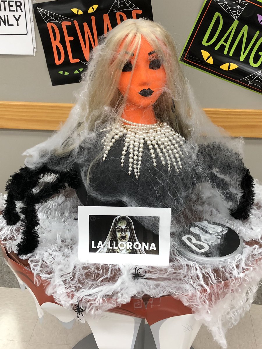 cs_pasadena's tweet photo. CS 1st Annual Pumpkin Decorating Contest. 
Which one should win? 
Each “Like” on a photo is a vote! https://t.co/43oAI0spGW