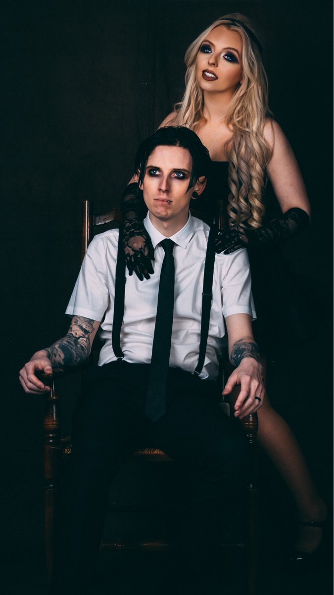 Deviate_PR's tweet photo. Check out my review of 'Stain', the new single from @CELAVI_MUSIC! π€π€
https://t.co/cmovwT67aX
#NewMusicFriday #metal #deviatefromthenorm https://t.co/3ZrrG7Ir3Y