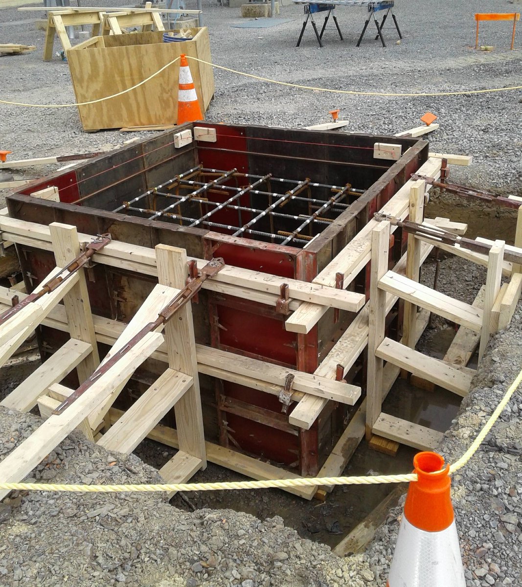 Merut_Inc's tweet photo. Completed in SEP, our team used #safedigging methods to make structural upgrades to a PA-based #utility company's substation. The #merutgang upgraded pier foundations, including 3 new disconnect switch structures, circuit breaker pad foundations, and 3 new A-frame structures. https://t.co/yf6TD6rHMQ