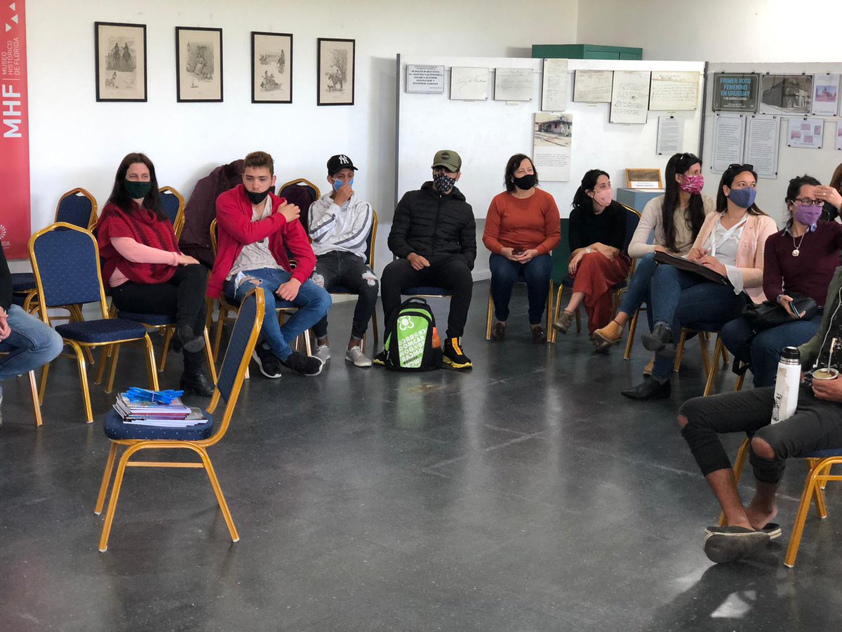 FloridaIDF's tweet photo. Con la presencia del Dir. Desarrollo Sustentable @tarturo2000  la Dir. Desarrollo Social @aliciaoriozaba1 la Dir. de Aldeas Infantiles Veronica Burstin y Presidente del Centro Comercial e Industrial de Florida Sebastian Albanés
Se realizo el lanzamiento del programa Culti-Vamos. https://t.co/yO3MKpkcK0