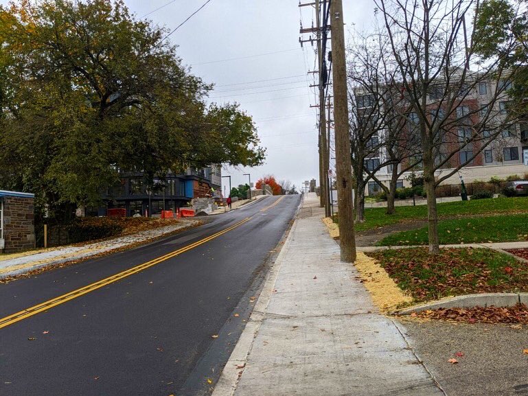 cityavedistrict's tweet photo. BRIDGE RE-OPENED 🙌🏽 Have you drove or walked across the newly re-opened Union Avenue Bridge yet?🚶🏾‍♂️🚗 @PennDOTNews started the replacement of the bridge back in July of 2019. Next time you are in the area, check it out. #CityAve #unionave  #bridgeconstruction #reconstruction https://t.co/6xEKHhsBam