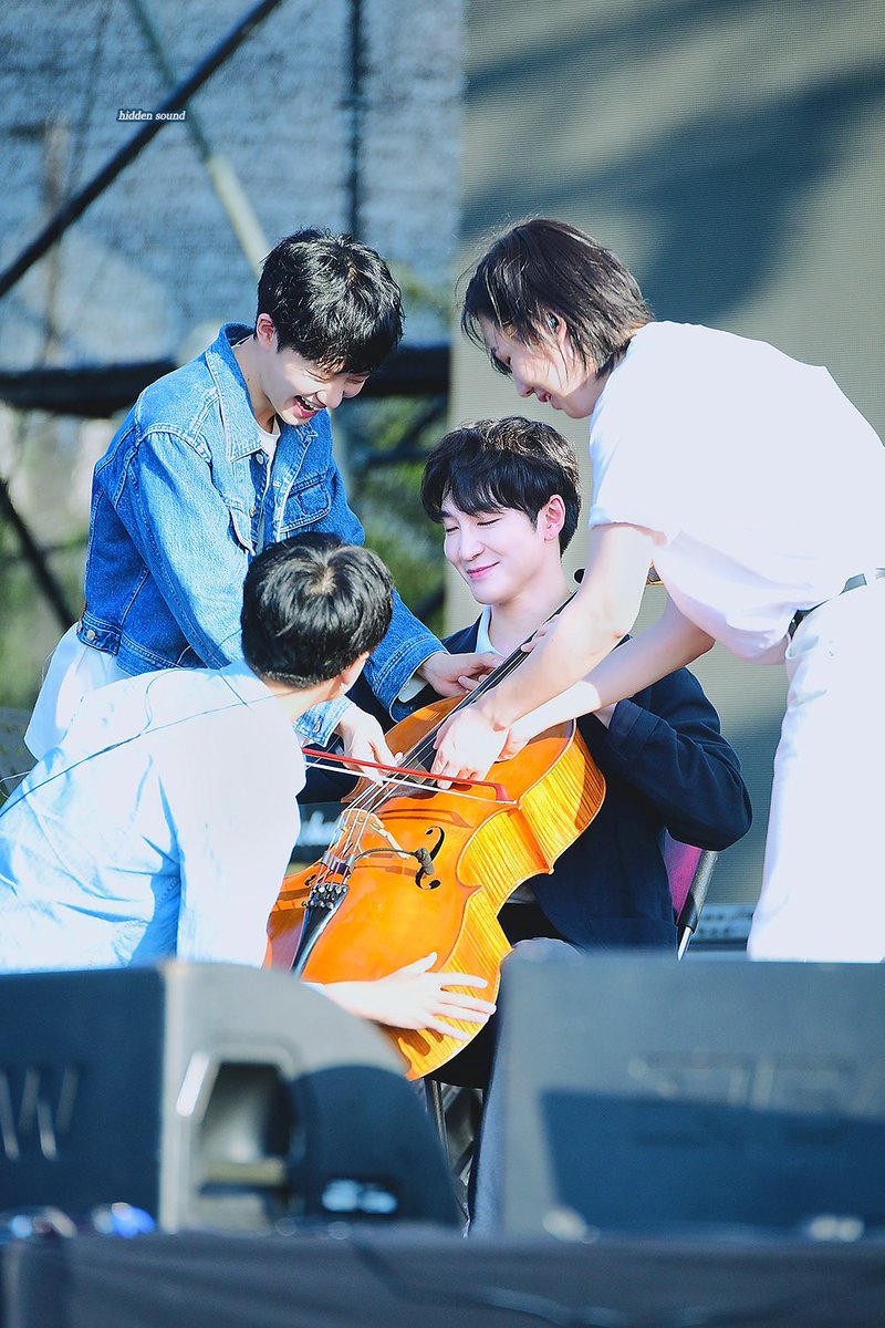 _hidden_sound's tweet photo. 190831 Someday Festival
#호피폴라 #Hoppipolla
#아일 #홍진호 #하현상 #김영소 https://t.co/9jbyOJXyTy