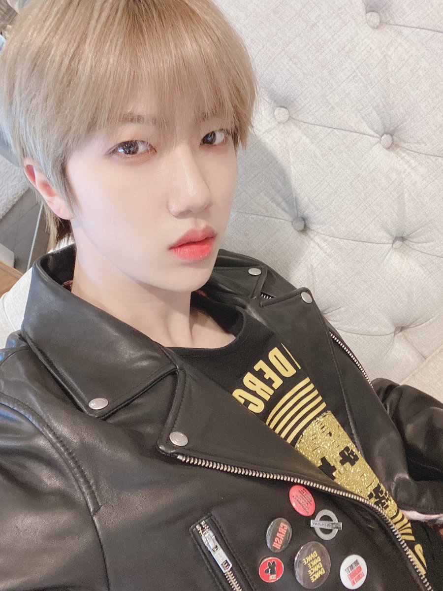 러비티 뒤에타 우리 어디갈까 #목적지는 #비티파크 #담주월요일에_만나요 #뜬금홍보 #원진 #장꾸즈