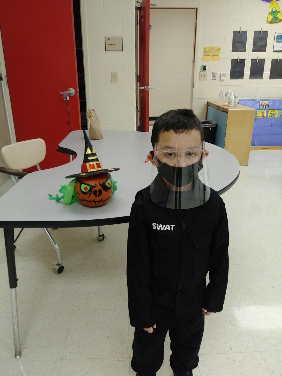 ms_neriKinder's tweet photo. My SWAT student and his pumpkin. #Halloween #MacdonellPride https://t.co/al2AhLphz0