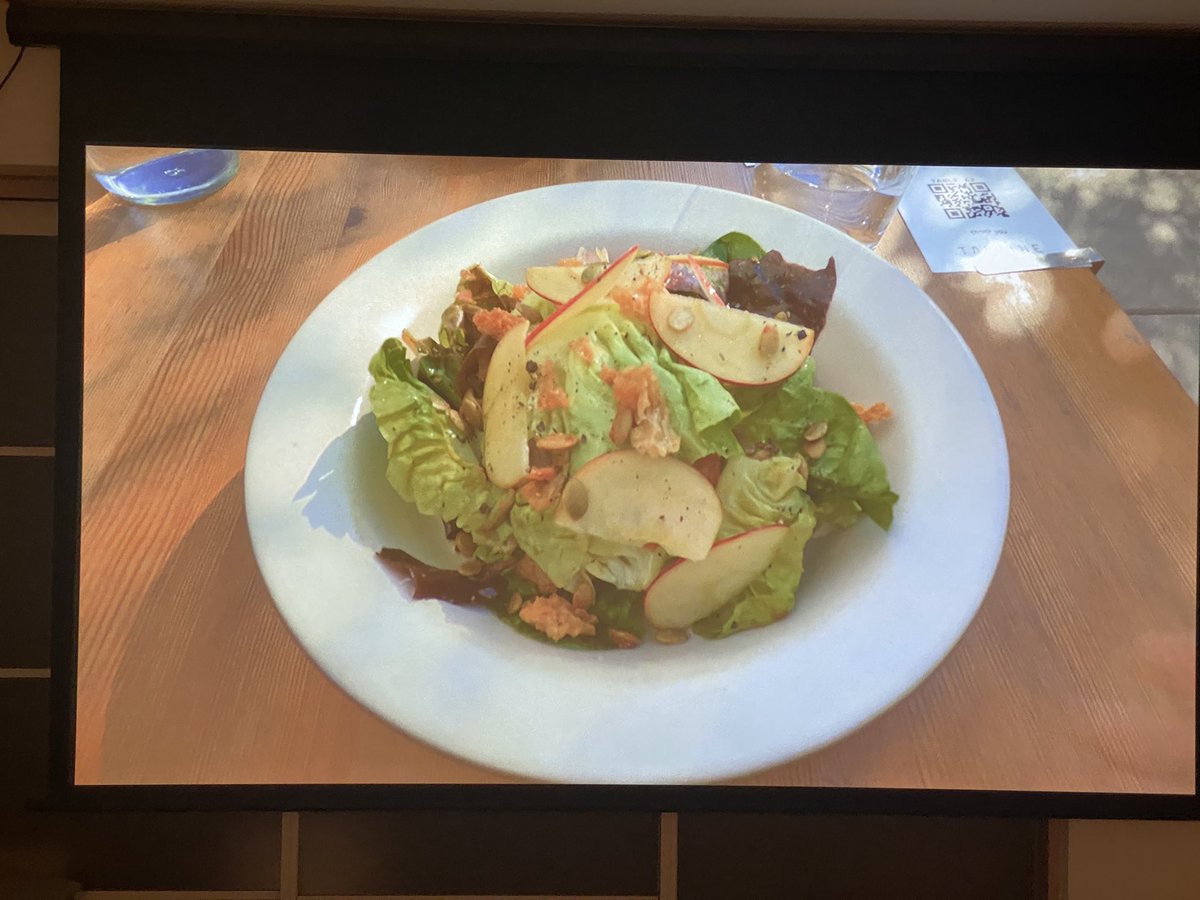 bonC_vape's tweet photo. 我が家では、リビングにTVを設置するスペースがないので、4K HDR対応のプロジェクターでYouTubeを視聴✨
@drikin さんの動画めっちゃ綺麗に写ります✨
こんな動画作ってみたいなぁ😄
#まったり時間 #4K #プロジェクター #TK850 #BenQ https://t.co/xqGiBNP0CX
