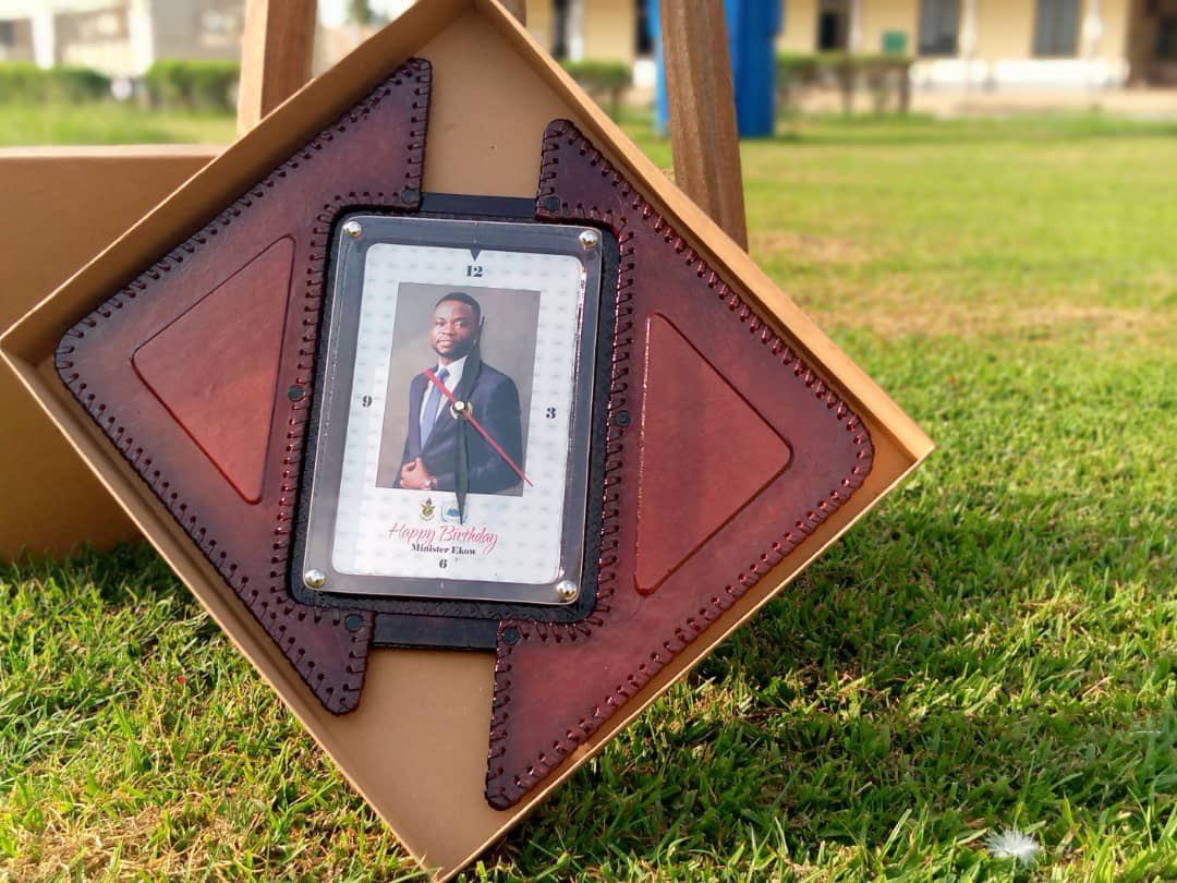 audadious's tweet image. Get this  for that Person who is a ‘GOAT’ to you 🥰 . Proudly Ghanaian. #GOAT #CustomizedWallclock  #GetYours #contact0501424248