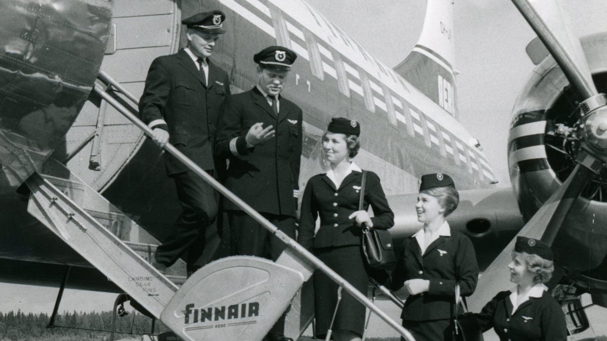 FinnairSuomi's tweet photo. Finnair täyttää tänään 97 vuotta! Olemme palvelleet teitä jo vuodesta 1923 ja olemmekin maailman kuudenneksi vanhin lentoyhtiö. Tervetuloa taas siiville kun sen aika on. ✈️ https://t.co/MpHT88kmVA