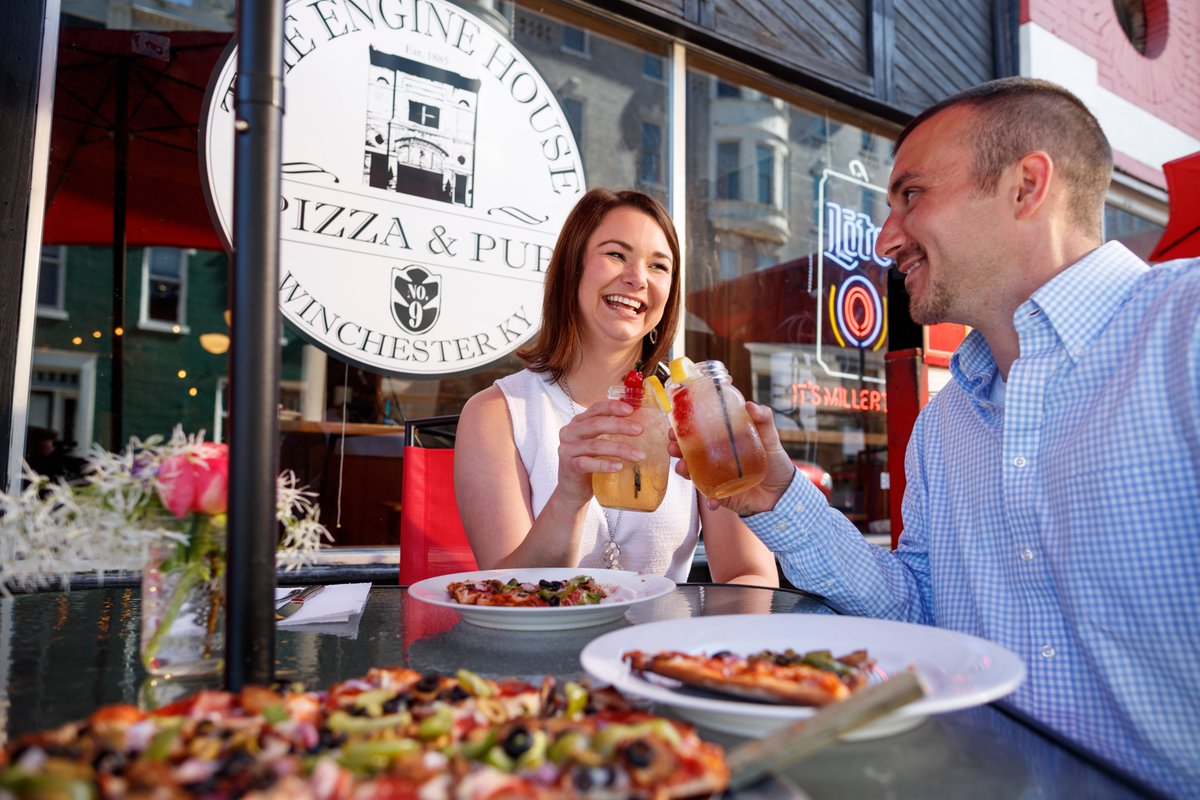 Tour_Win's tweet photo. We have a variety of unique &amp; local eateries such as the historic Halls On The River known for their delicious homestyle meals, the Engine House Pizza Pub located in the historic firehouse built-in 1885 or Loma’s at the Opera House which offers refined cuisine &amp; southern charm. https://t.co/JAhYiOgzxS