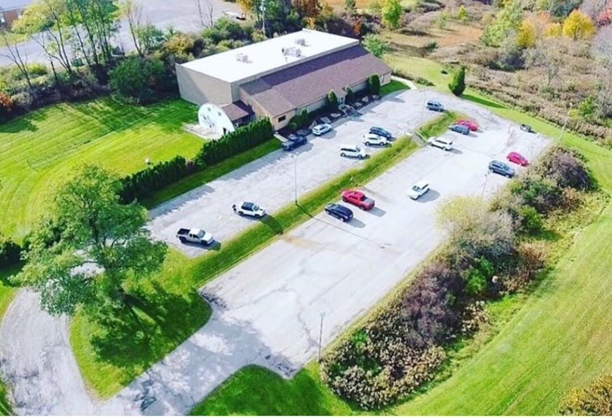 SenkoRealEstate's tweet photo. Making future #Investment plans?  Consider this #property Potential✨for a new Owner to maximize!  Call✨412.525.0404 #michellesenko #invest #butler #butlercounty #westernpa #developmentopportunity #develop #incomeproperty #investmentproperty #forsale #realtor #cre #pgh https://t.co/PSoIMagang