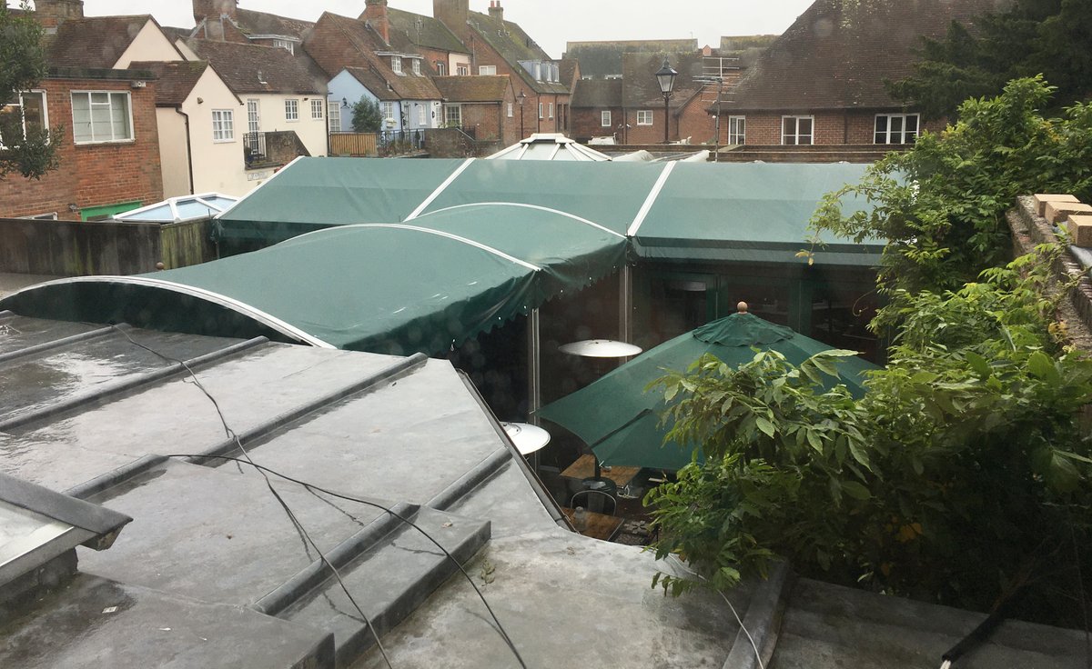 customcoversltd's tweet photo. This week we installed a permanent structure for Sussex Bar and Food Restaurant in Chichester. The curved structure creates the perfect outdoor space for the Winter months
#madebycustomcovers #eventprofs #permanentstructure #outdoorspacing #pubsandrestaurant https://t.co/faA7EgxRtM