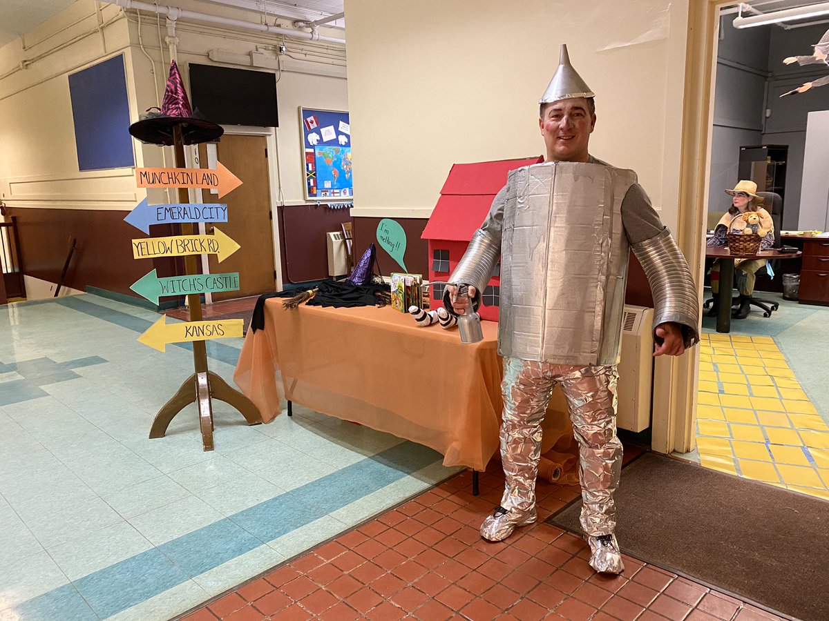 ParksideElemen1's tweet photo. Happy Halloween from Parkside Elementary https://t.co/lAzbuojdd8