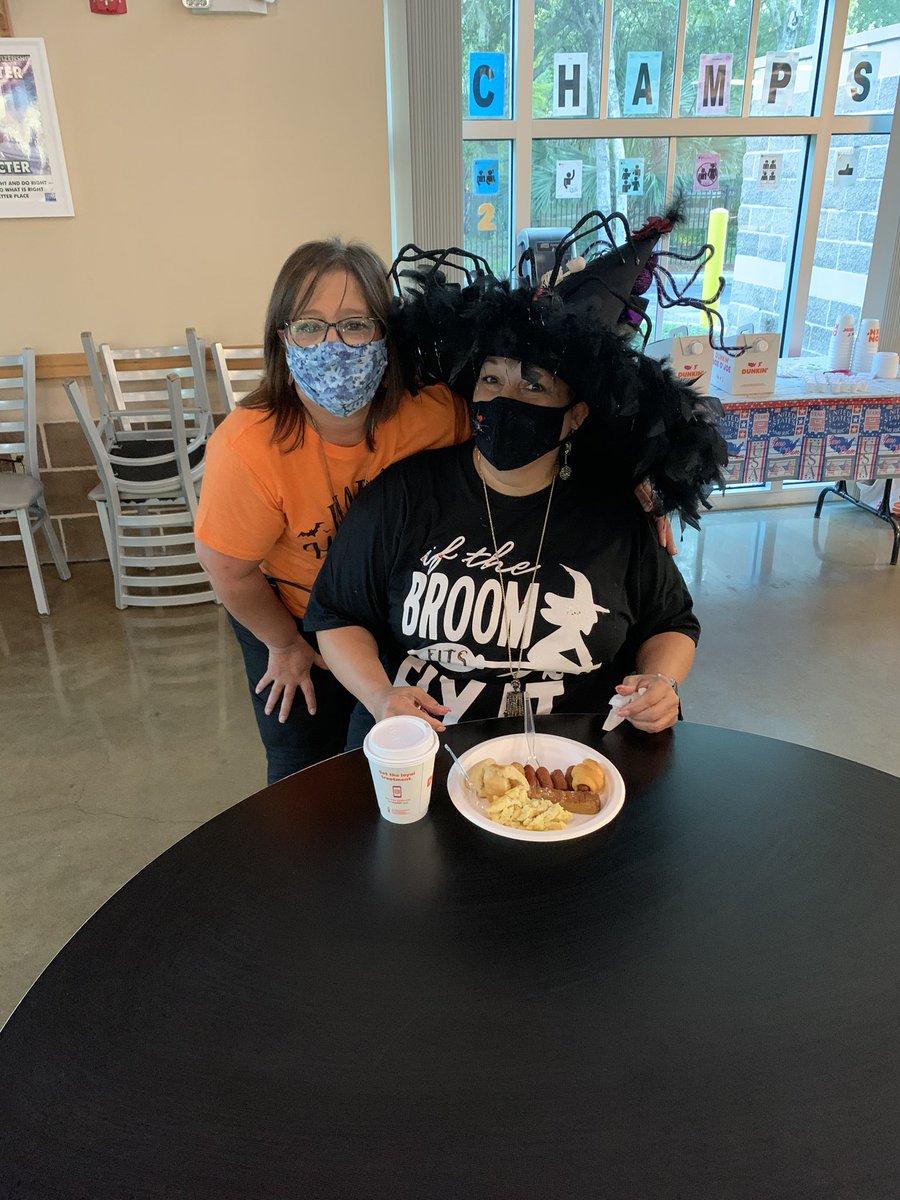 HCPS_dthomas's tweet photo. Leadership Team hosted a fabulous Halloween Breakfast “Boo”ffet! Social distancing and spaced seating observed to keep safe but celebrate each other 👍🎃👌 #keephealthy #happyhalloween #dtrocks https://t.co/CNGUx33PJw