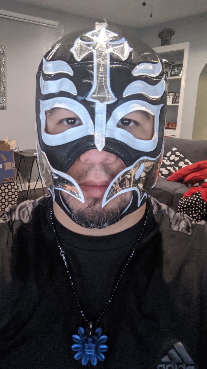 ALinfierno_SATX's tweet photo. Rey Mysterio, errr, AL Infinito for the Halloween Zoom call this morning.
#HappyHalloween #NecioWorldOrder https://t.co/gQ1iNlNPog