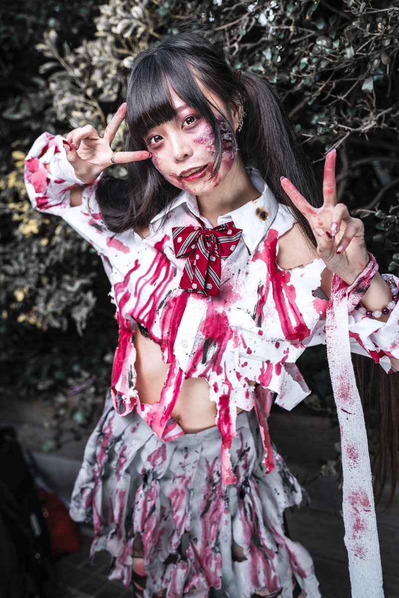 gaosama_cos's tweet photo. ゾンビJKとゾンビナース🧟‍♀️
Happy Halloween👻🎃 https://t.co/T5XyEL7psh