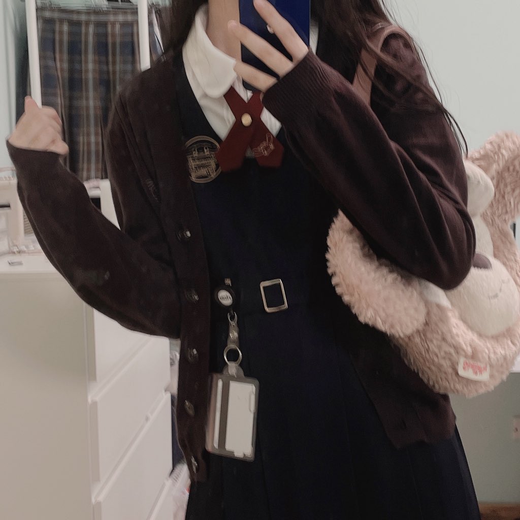 Nebuula1's tweet photo. 🍂so lazy hahahahah https://t.co/HO6WoM4iz1