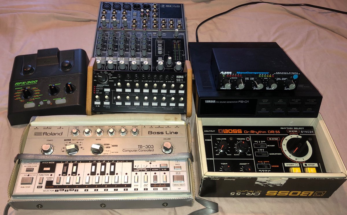 gw3m's tweet photo. Just need one more stream to become a Twitch affiliate.
Tonight 6.30 UK I’ll be using this lot to make acid techno. That should make it a good stream as well for anyone interested. Then I return to normal service :)
https://t.co/9Bz4dQKa0r
#tb303 #dr55 #acid #techno #fb01 #sq1 https://t.co/o9o2ExuFES