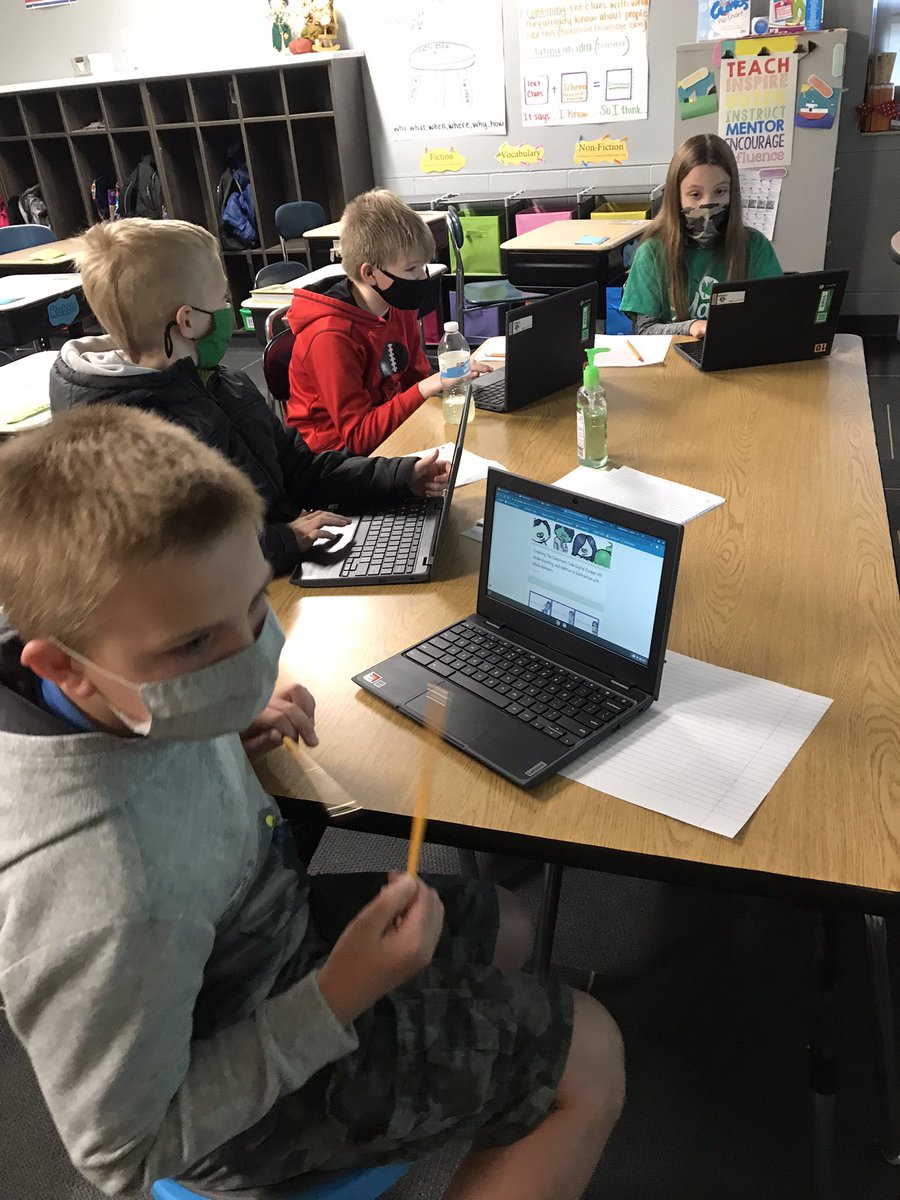 MrsLewis4th's tweet photo. Uh oh.. our school is being taken over by zombies!!😰 Will the 4th graders in room 133 be able to escape the math breakout room in time to save us all?🕸
#WarriorsCreate #FallFestival https://t.co/FDiYLqNvXG