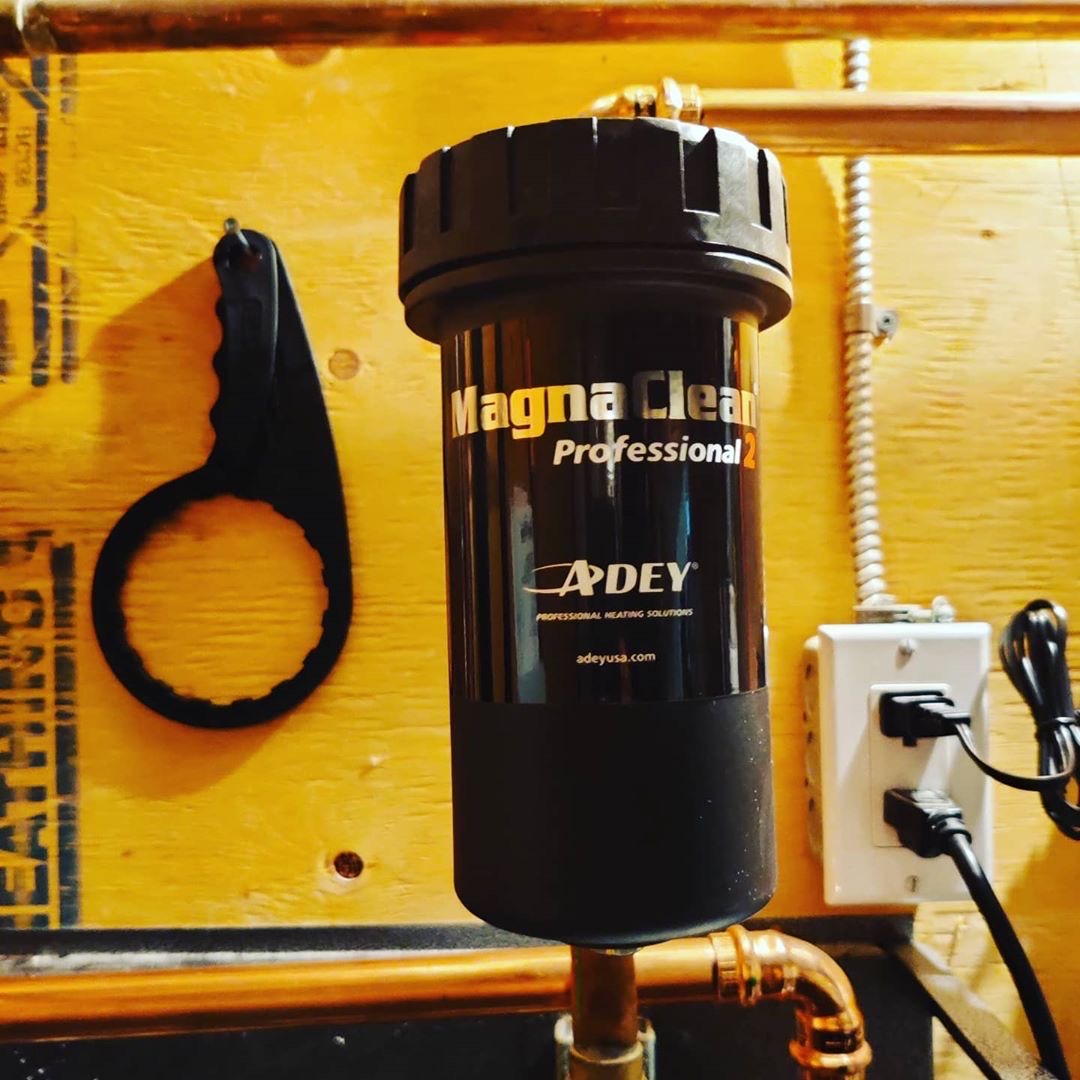 ADEY_NA_'s tweet photo. "Someone used regular pex for the infloor portion of this system. That is only one of the many reasons I replaced a boiler and split the system. Works better then it ever did".
Nice work YYC Boiler Clean!
#radiantheat #MagnaClean #BudgeThatSludge #Viessmann #service #boiler https://t.co/pARSIun8ZI