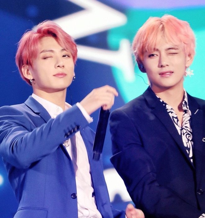 JJK_Times's tweet photo. [Media] Jungkook and Taehyung is #1 in the list of the best visual unit. They call them "two men with the top beauty in Kpop and even in the world". https://t.co/WFNjZ2YypL