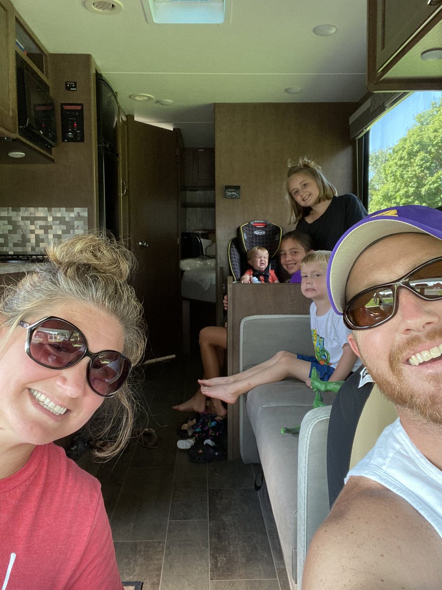 stephcruce's tweet photo. Happiest of birthdays to you! We ❤️ you and are so very thankful for you. 😘 https://t.co/4BtDjYkbtt