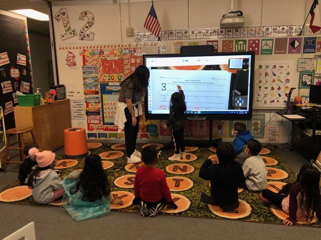 FurneauxBraves's tweet image. We love our new interactive Promethean boards!!! PreK used it today to practice tracing the number 3!!! @CFBISD @SandyMeyerCFB @DlrMaggie @drdanawest @DrChapmanCFBISD