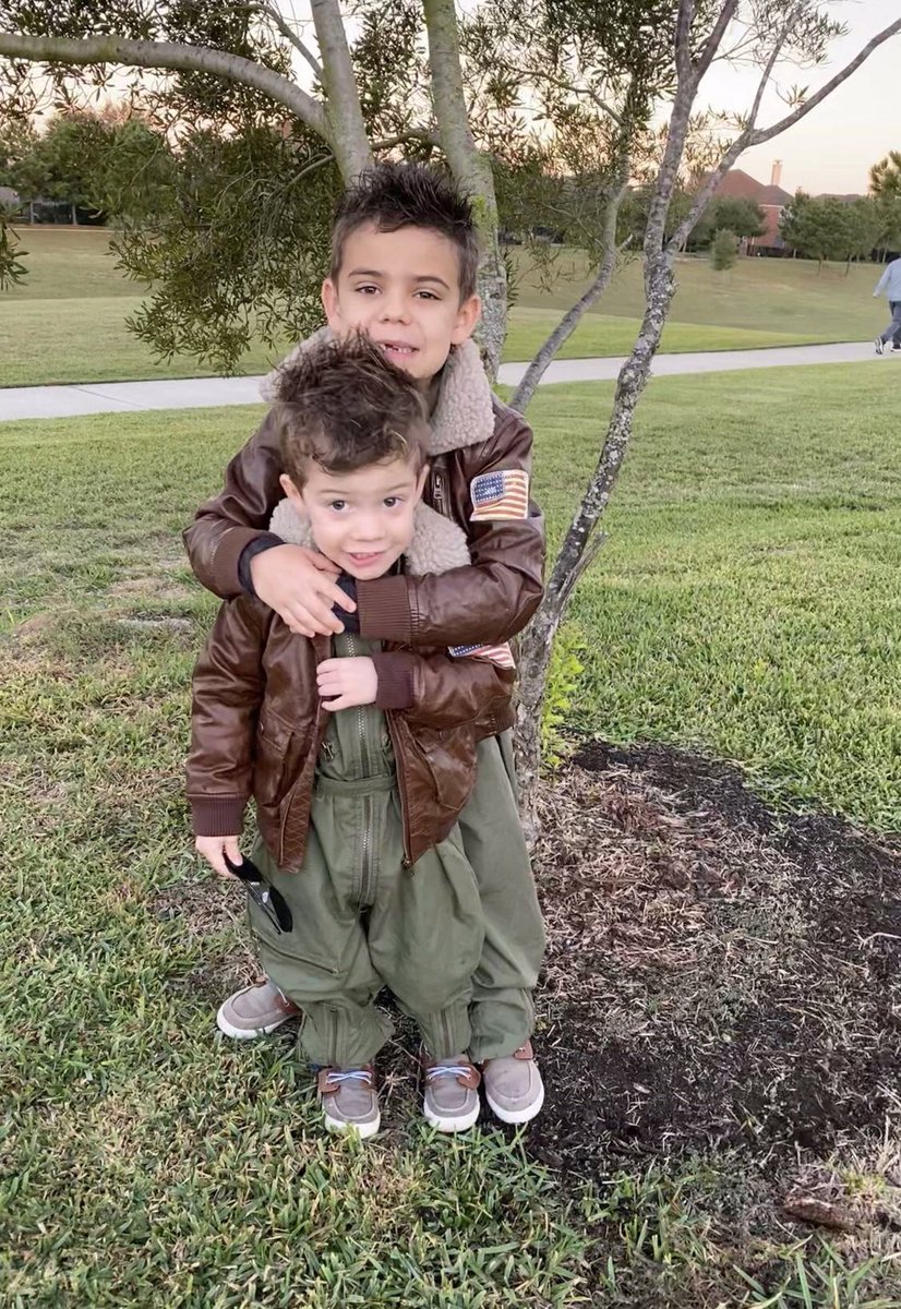 Happy Almost-Halloween / 50th Day of School! 🎃👻👦🏻👶🏼 <a href="/TWEHowl/">Tom Wilson Elementary</a> #twehowl