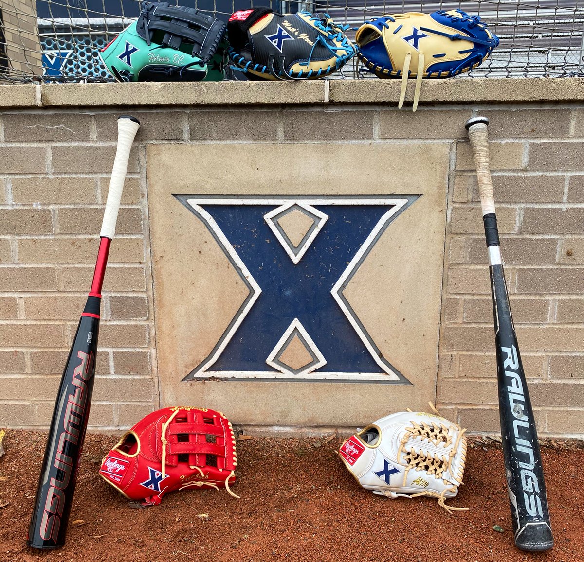 XavierBASE's tweet photo. Partnered with the best in the business! @RawlingsSports @nickell_jw https://t.co/8L5rnlqdc9
