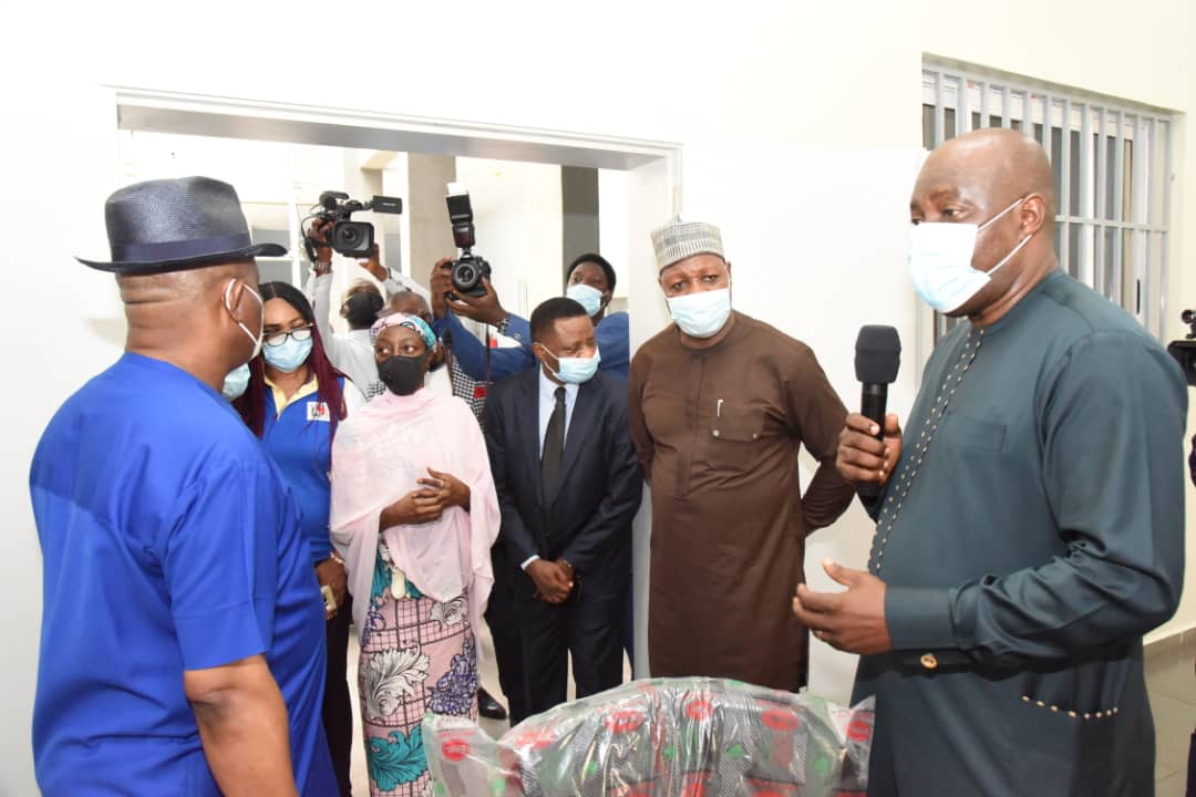 GovWike's tweet photo. WITH MEMBERS OF NGE ON FACILITY TOUR OF, REBISI FLYOVER (GARRISON), REAL MADRID FOOTBALL ACADEMY-PORT HARCOURT, ETC. 
#WikeisWorking https://t.co/CV7Fof39cX