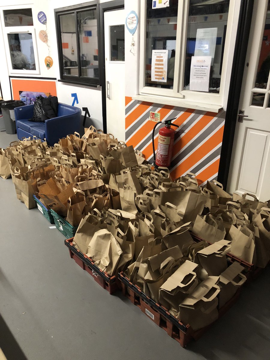 engage4all's tweet photo. What an amazing effort by everyone within our community...4000 packed lunches distributed this week to those families needing them #WeAreAllInThisTogether #engage #community #blyth #together https://t.co/Ll3lrBedQY