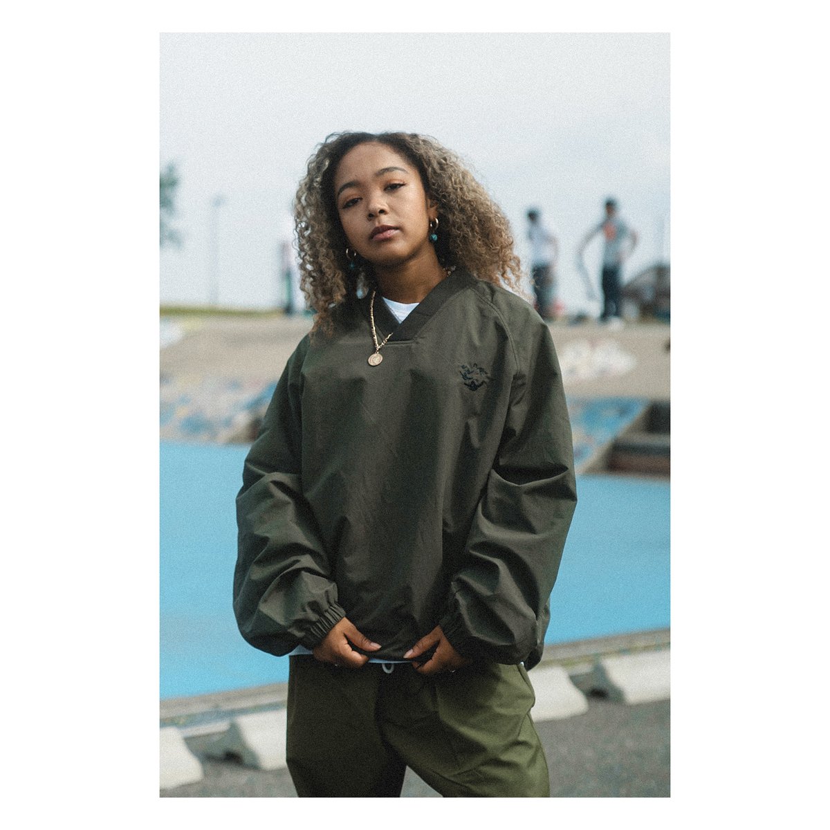 flatlux's tweet photo. - MARK GONZALES x FLATLUX -
ラグランスリーブとたっぷりした身幅。急な気温や天候の変化に対応する撥水加工ナイロンを使用した、プルオーバーウィンドブレーカー。
https://t.co/sYtOVZtYmj https://t.co/NL1cD1OCcj