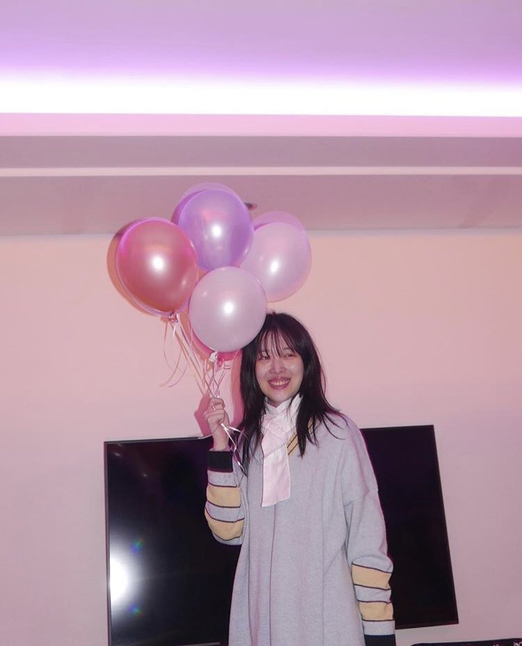you would throw her a surprise birthday party cause she LOVES surprises, and birthdays !! she wouldn’t stop thanking you for such lovely act <3
