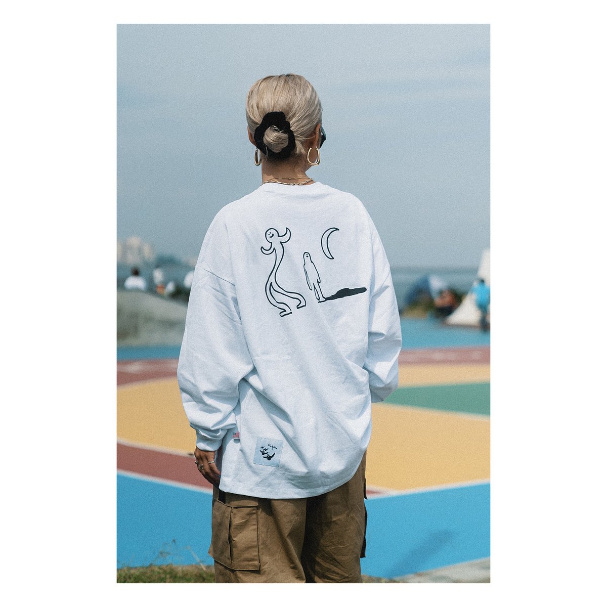 flatlux's tweet photo. - MARK GONZALES x FLATLUX -
MA-1のシガレットポケットが胸についた、違和感全開、まさにエイリアンなロンT。
背中にはエイリアンっぽいMark Gonzalesのイラスト。
肉厚で独特な味わいのUSコットンの天竺を使用し、特徴的なビッグシェイプで仕上げたAlien Ls-T。
https://t.co/cGyFH6m1x4 https://t.co/umsZ0QUX1n