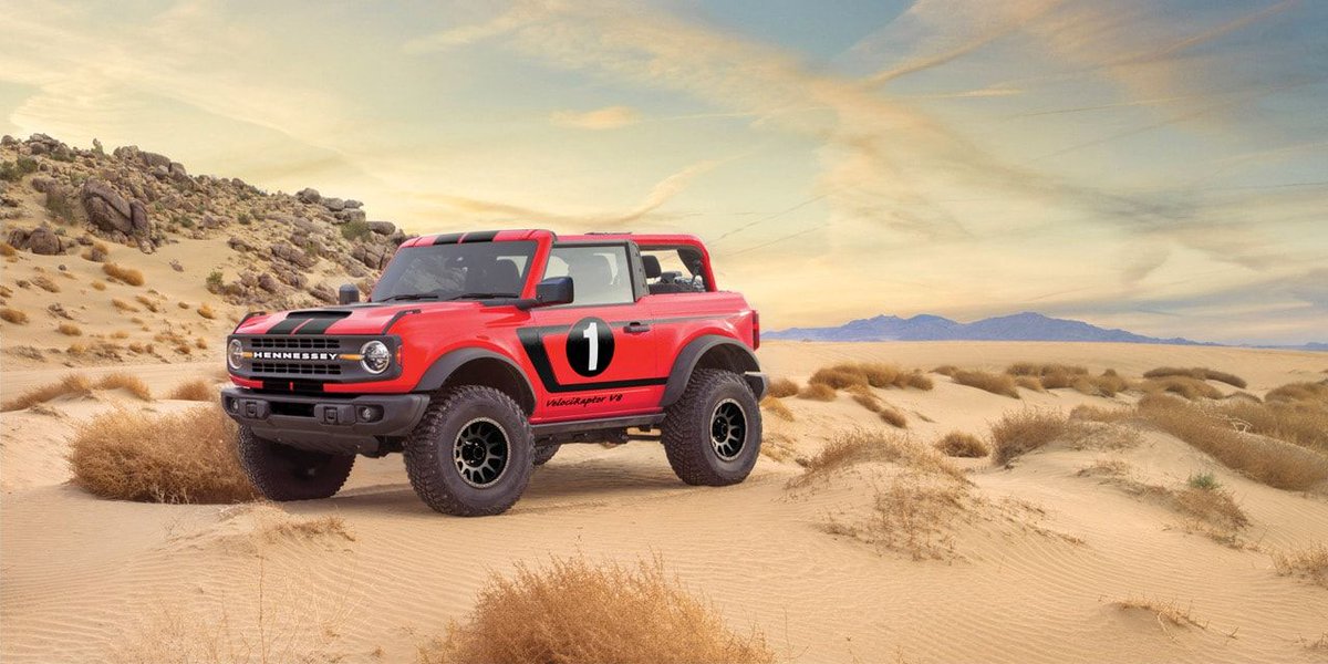 CARandDRIVER's tweet photo. .@HennesseyPerf reveals its 750-hp 2021 @Ford Bronco VelociRaptor V8: https://t.co/nbxHJfdGLU https://t.co/BLq1zLDTpq