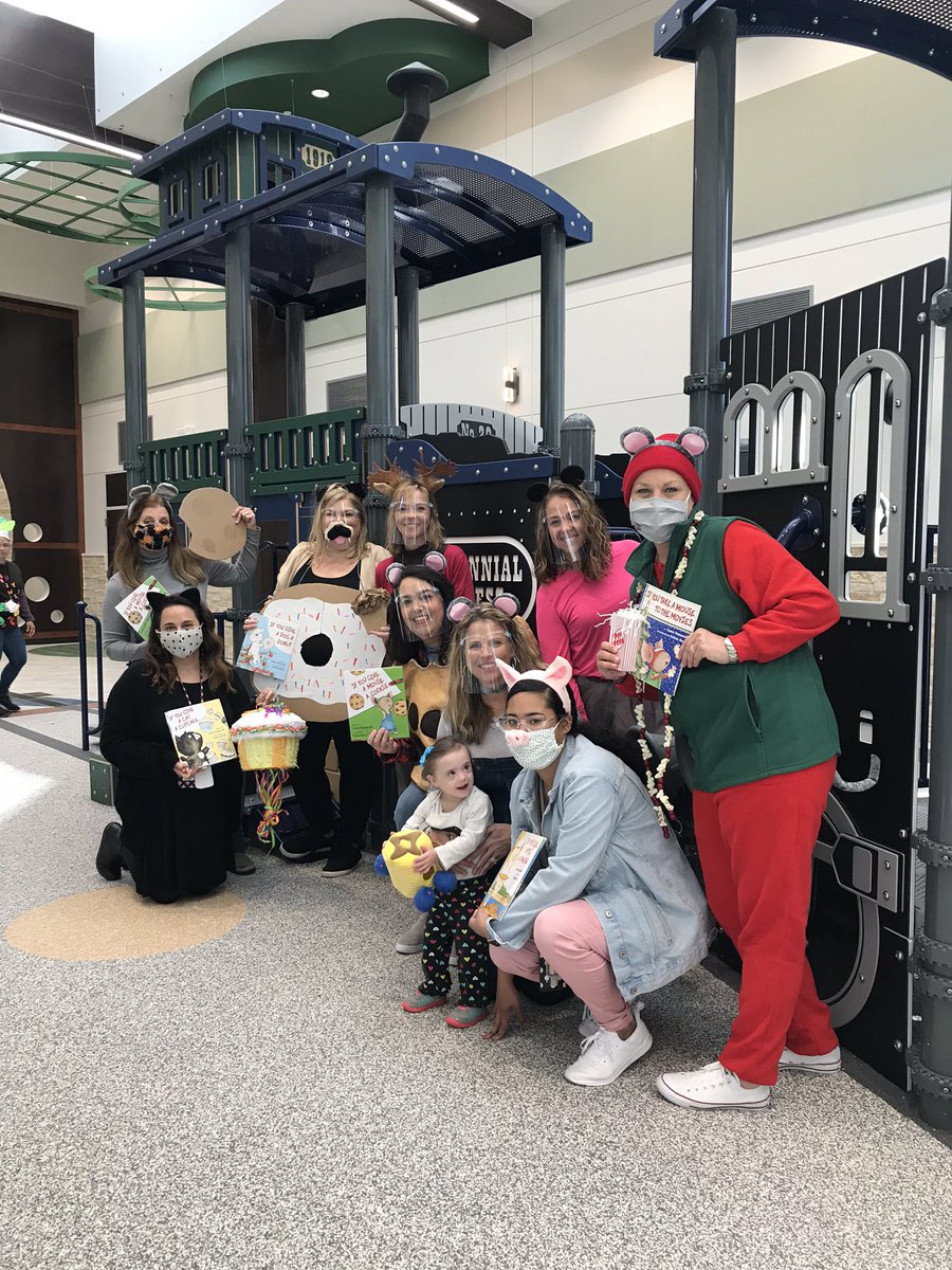 🚂💨💨 It was a beautiful day for a Book Character Parade! We ❤️ READING! TY to all the families who came out to wave and cheer us along! #BetterTogether