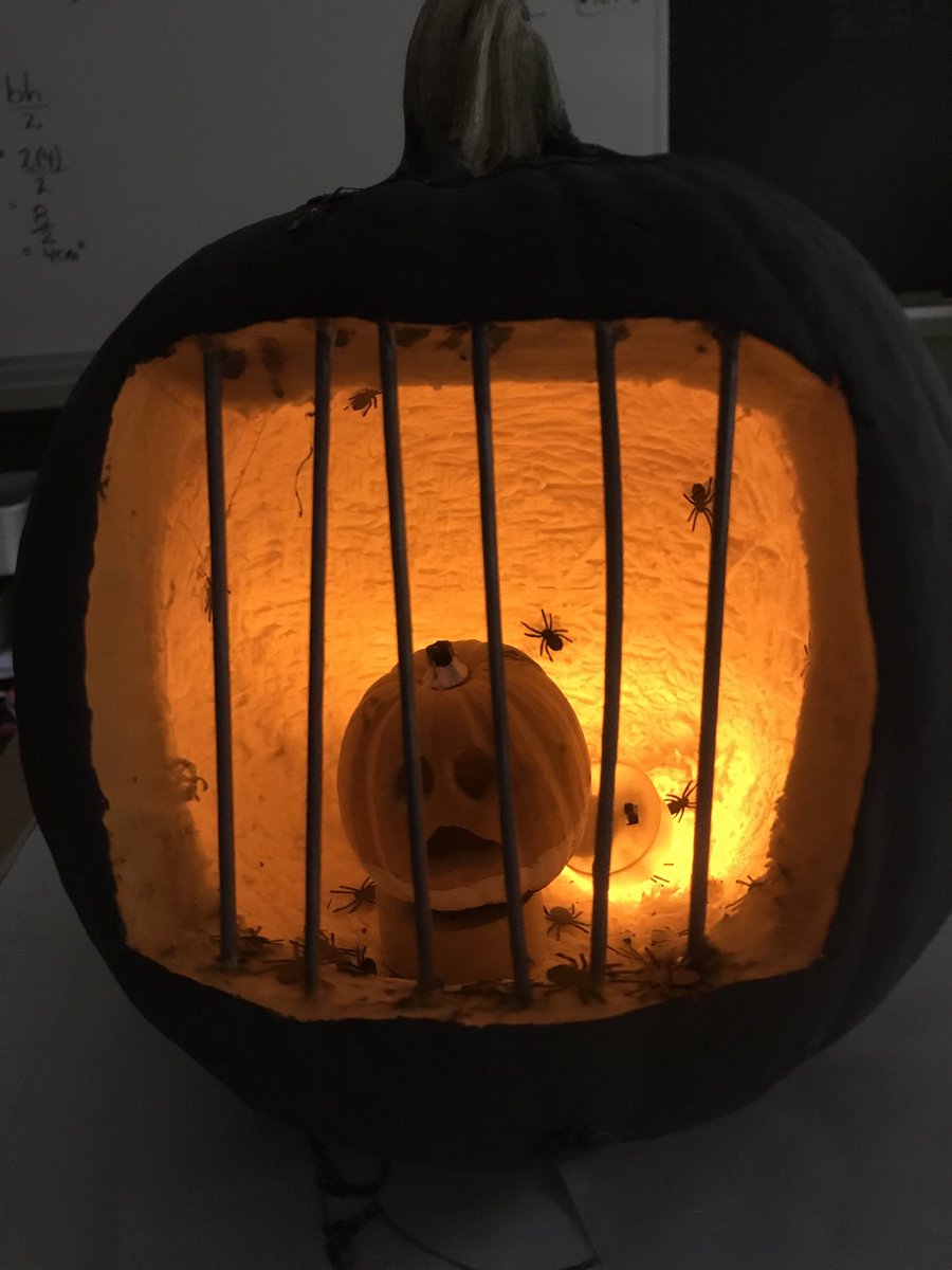 MTVproud's tweet photo. Wishing you Happy Halloween from @MTVproud gr8 ⁦@MountainviewES⁩ ⁦@SCDSB_Schools⁩ https://t.co/6puoQ49gsI