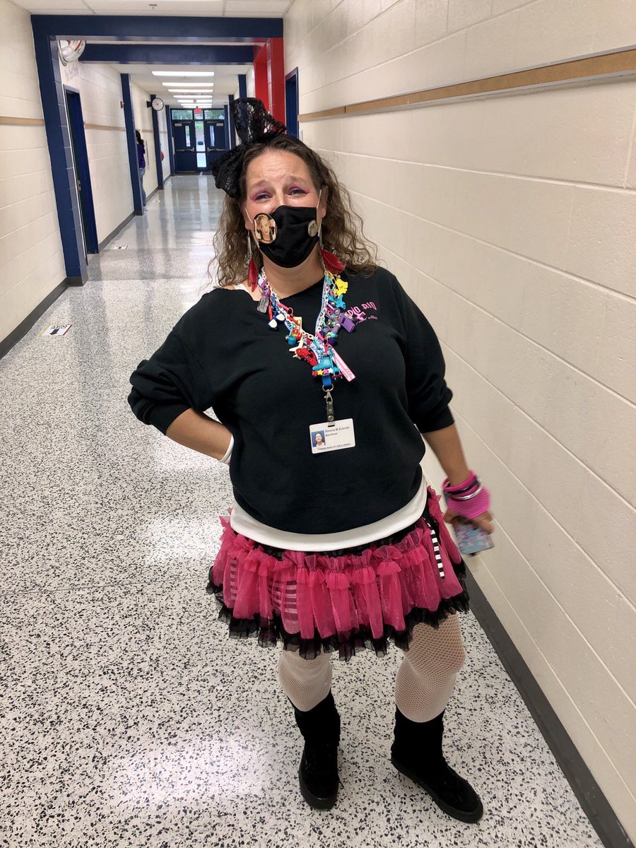 Deanna Moretz (@kmes_library) on Twitter photo It’s a spooky day at the meadows today! Thank you for the treats Hospitality crew, they were delicious! <a href="/MikelleWilliam5/">Mikelle Williams</a> <a href="/KempsMeadowsES/">Kempsville Meadows</a> <a href="/EduCraven/">Danielle Craven</a> <a href="/kimbarnes0827/">Kim</a> It’s a spooky day at the meadows today! Thank you for the treats Hospitality crew, they were delicious! <a href="/MikelleWilliam5/">Mikelle Williams</a> <a href="/KempsMeadowsES/">Kempsville Meadows</a> <a href="/EduCraven/">Danielle Craven</a> <a href="/kimbarnes0827/">Kim</a>