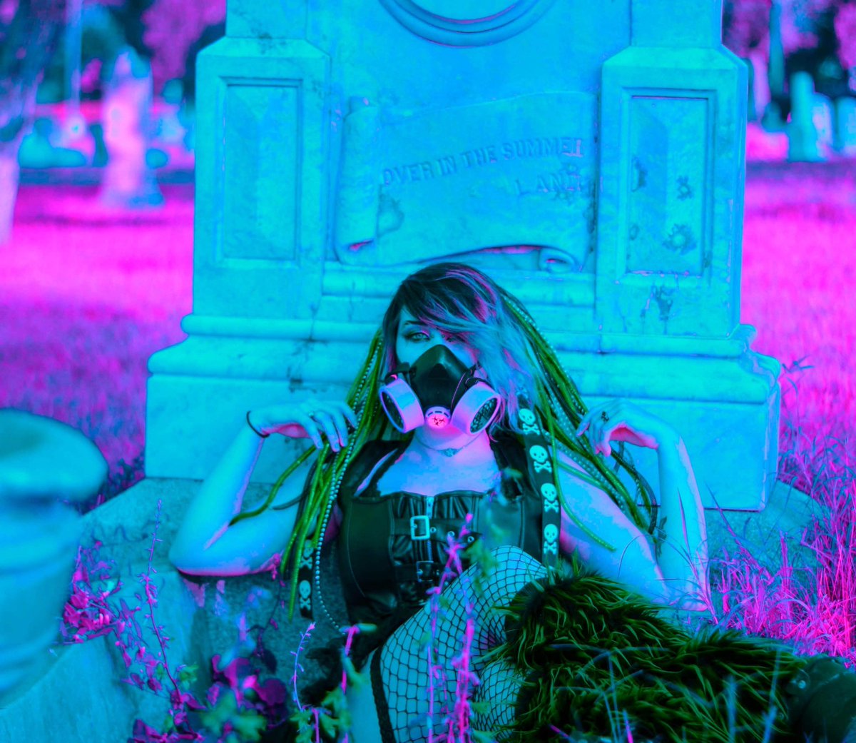 pinkhatphoto's tweet photo. I've been experimenting with some #vaporwave designs! Well it's actually a photo edited (not a filter) into some vaporwave goodness! #Halloween #Halloween2020 #photographers #photoshop https://t.co/8jECZWo81N