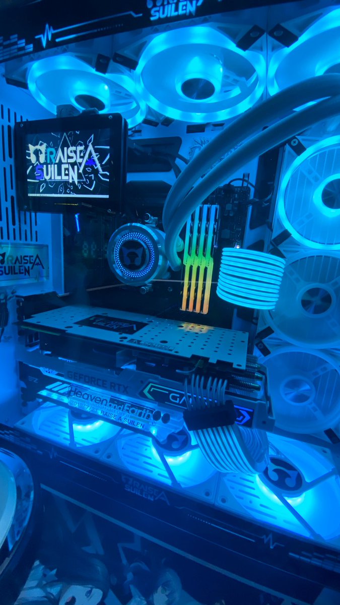 PCケース内にモニター仕込んでみた！特に意味は無いがロマン改造笑笑 
