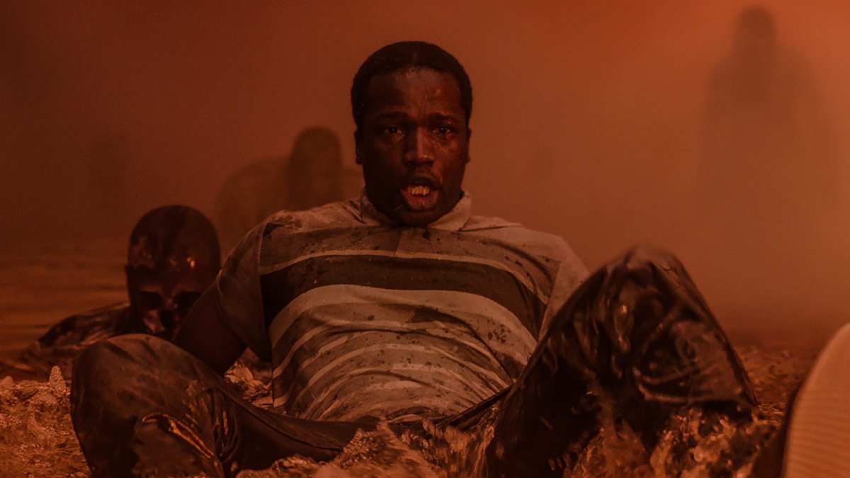levmauc's tweet photo. Netflix ha estrenado hoy por Halloween HIS HOUSE, el éxito de terror de Sundance que fascinó a la crítica y que se definió como la reinvención del género de casas encantas y fantasmas, llegando a ser comparada con las primeras películas de Romero o Wes Craven. https://t.co/WBUnBepdqH