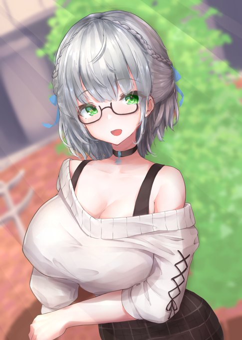 ノエちゃん新衣装おめでとうございます!
右はメガネなし差分です。
#ノエラート  #白銀ノエル新衣装 