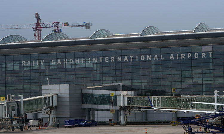 IntAirport's tweet photo. Hyderabad International Airport becomes the first #airport in #India to enable #eboarding for international flights. @RGIAHyd https://t.co/BFeFcxy4ID https://t.co/Lpbcn6uJU3