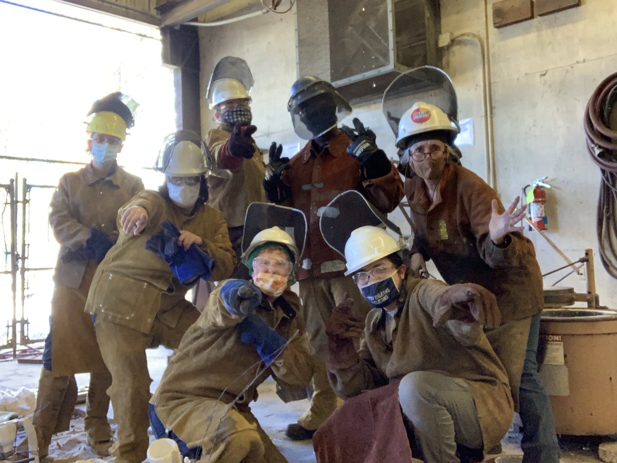 SM Art + Design tweet media