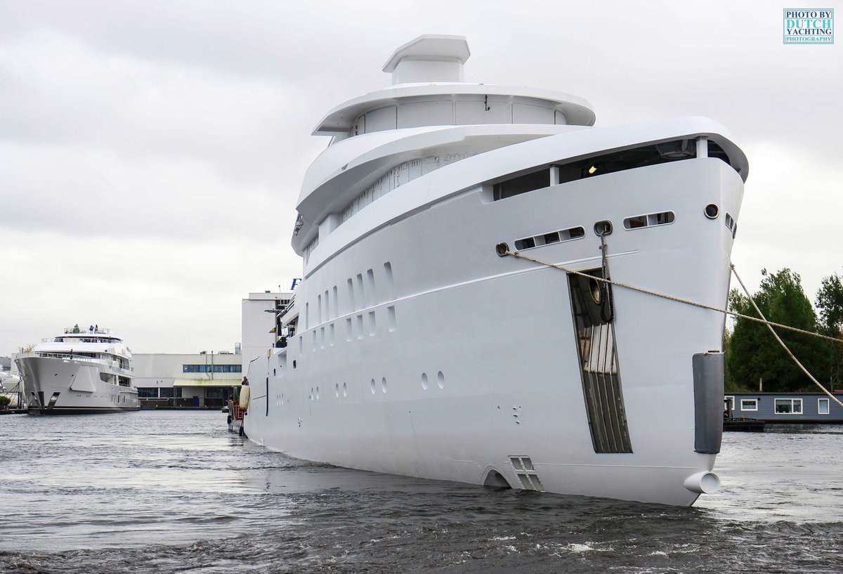 Dutchyachting's tweet photo. The final phase of #Project708’s transport took place today. The 55m/ 180’5” hull left #Gouda this morning for #Feadship #Aalsmeer where she arrived this afternoon. Photos by @DutchYachting. https://t.co/bFAB4JKO9d