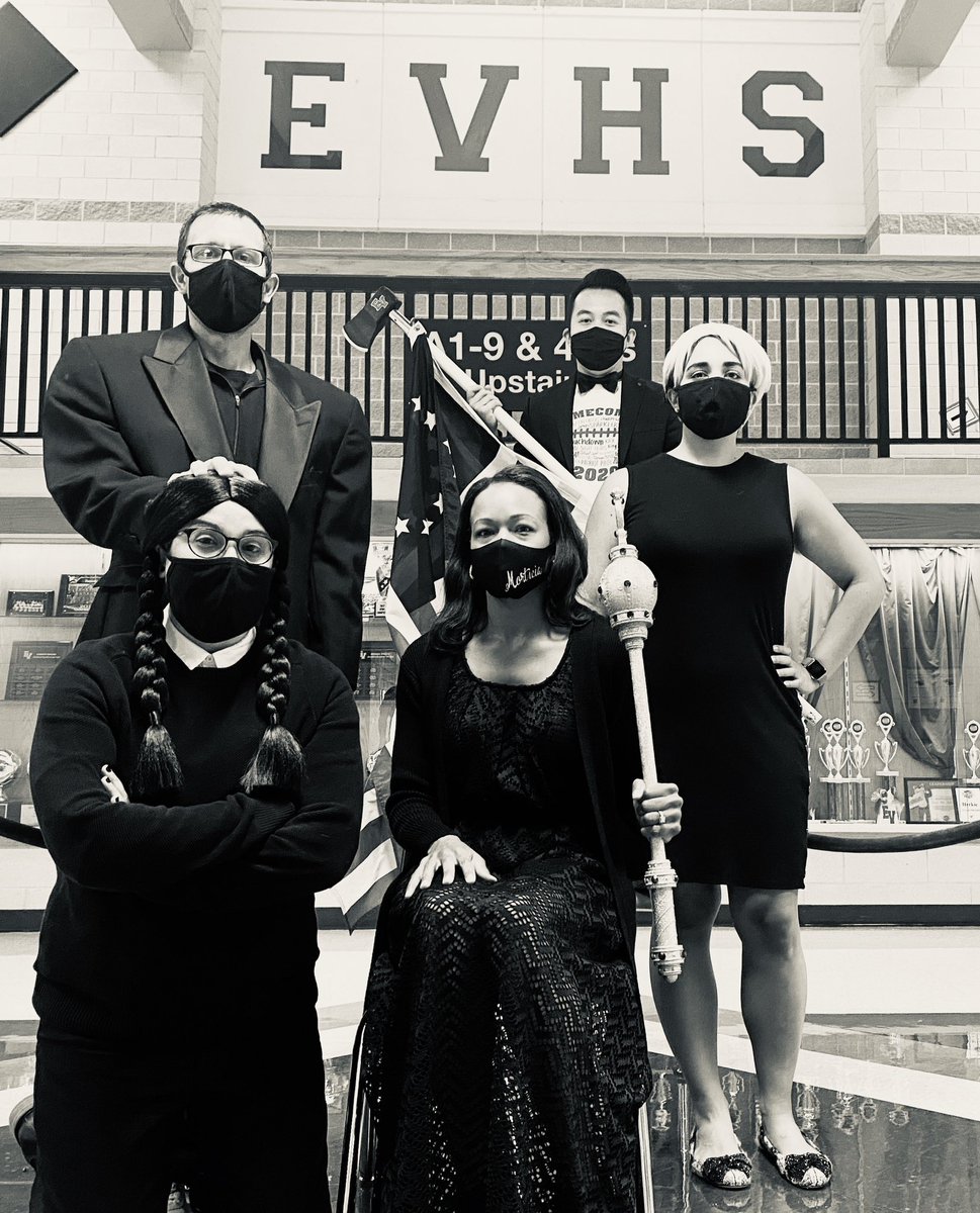 LaToyaEaster1's tweet photo. When staff photoshops you, own it! Modern Day Adam’s Family! LOVE MY EV ADMIN TEAM & STAFF! Have a safe, mask wearing, socially distanced— Happy Halloween and #Homecoming2020, Patriots! #ThisIsEV #AlwaysForTheKids https://t.co/HoG97ck2xS