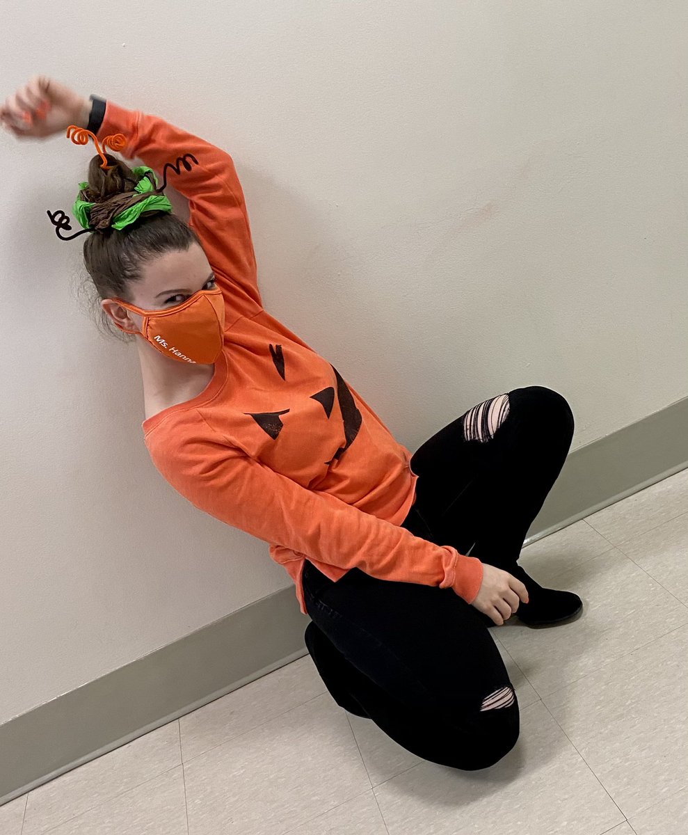 storyabouthanna's tweet photo. Happy Halloween from your favorite Pumpkin 🎃❤️
#howhighisHannasBun
#halloween
#lovewheretheylearn
#cutestpumpkininthepatch https://t.co/GdKuooi9GY
