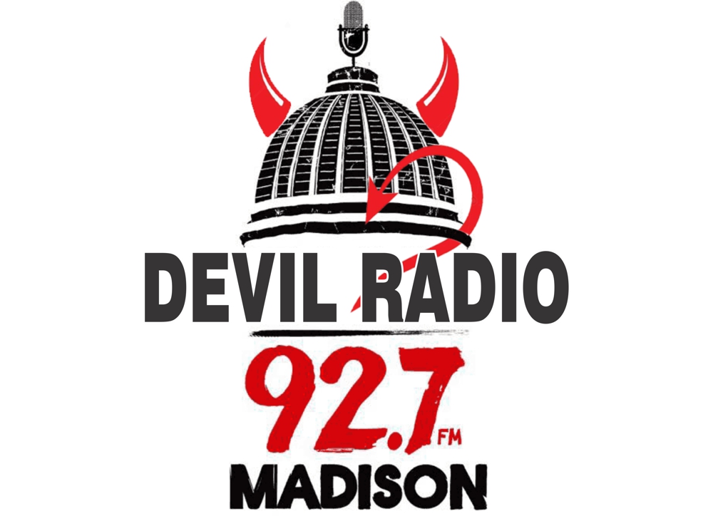 MaxInkRadio's tweet photo. Catch @rokker on the  Devil's Advocates Radio show @devilradio tonight at 4:45pm on Devil Radio 92.7 FM Madison talking about the Halloween Spooktakular broadcast on Halloween night (6pm to Midnight) #DevilRadio

Find the stream online at https://t.co/QscORNX4wp https://t.co/ps8Dm4GgN8