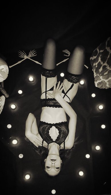 😱ONLYFANS SALE! ONLY $3!!!😱 🖤 NOT YOUR AVERAGE SLUT 😘 This woman makes porn look like art 💦  Blow Jobs